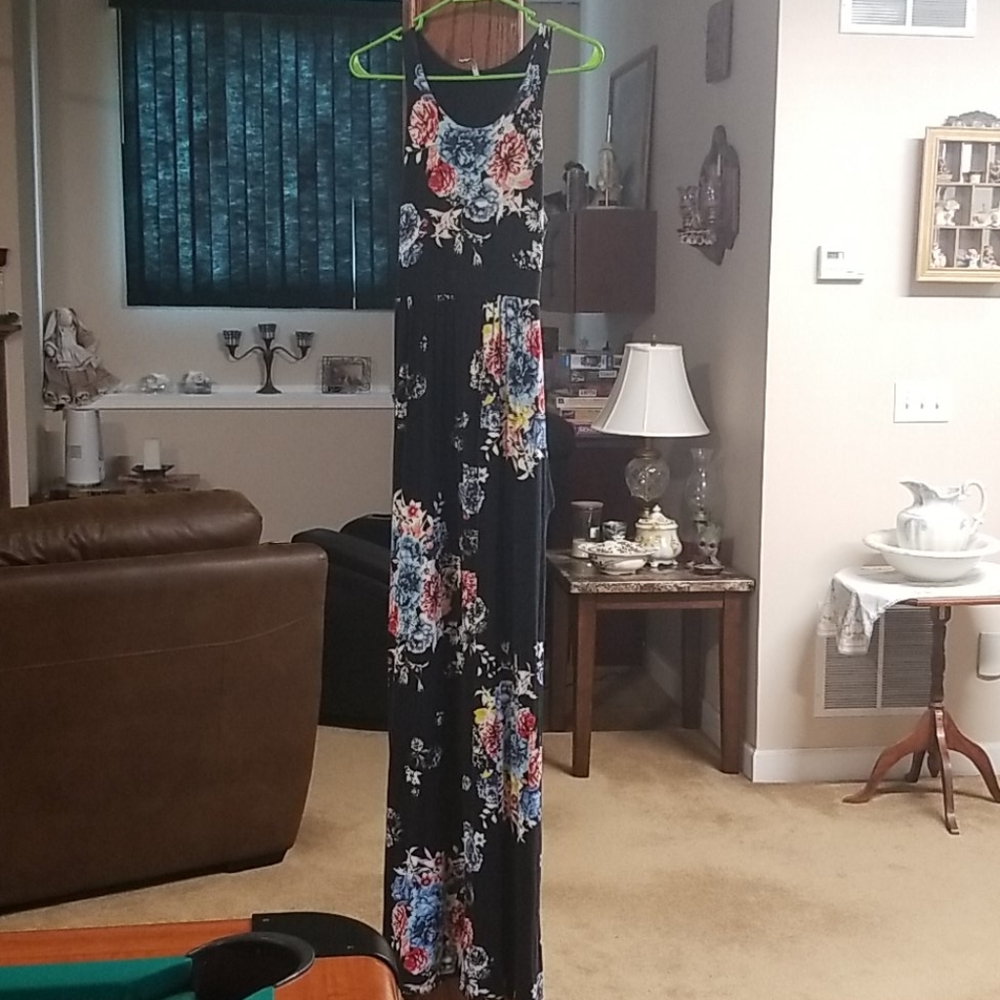 Bellamie black floral maxi dress